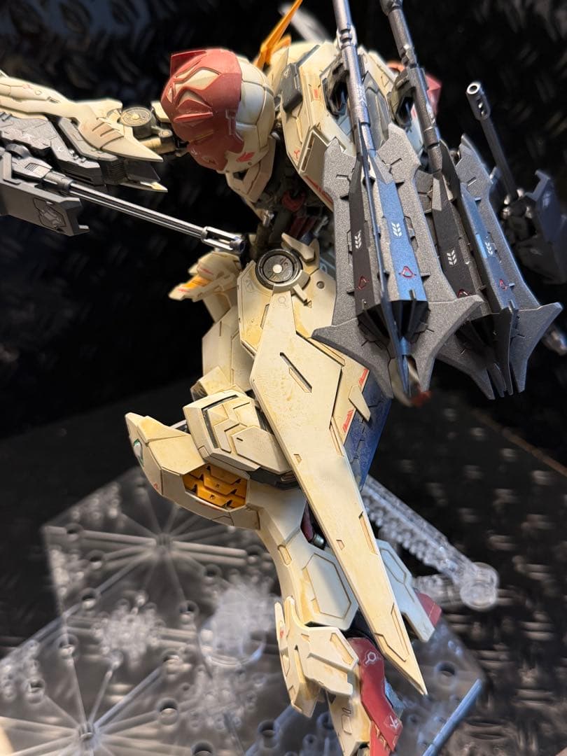 MG ガンダム　バルバトスルプス　完成品