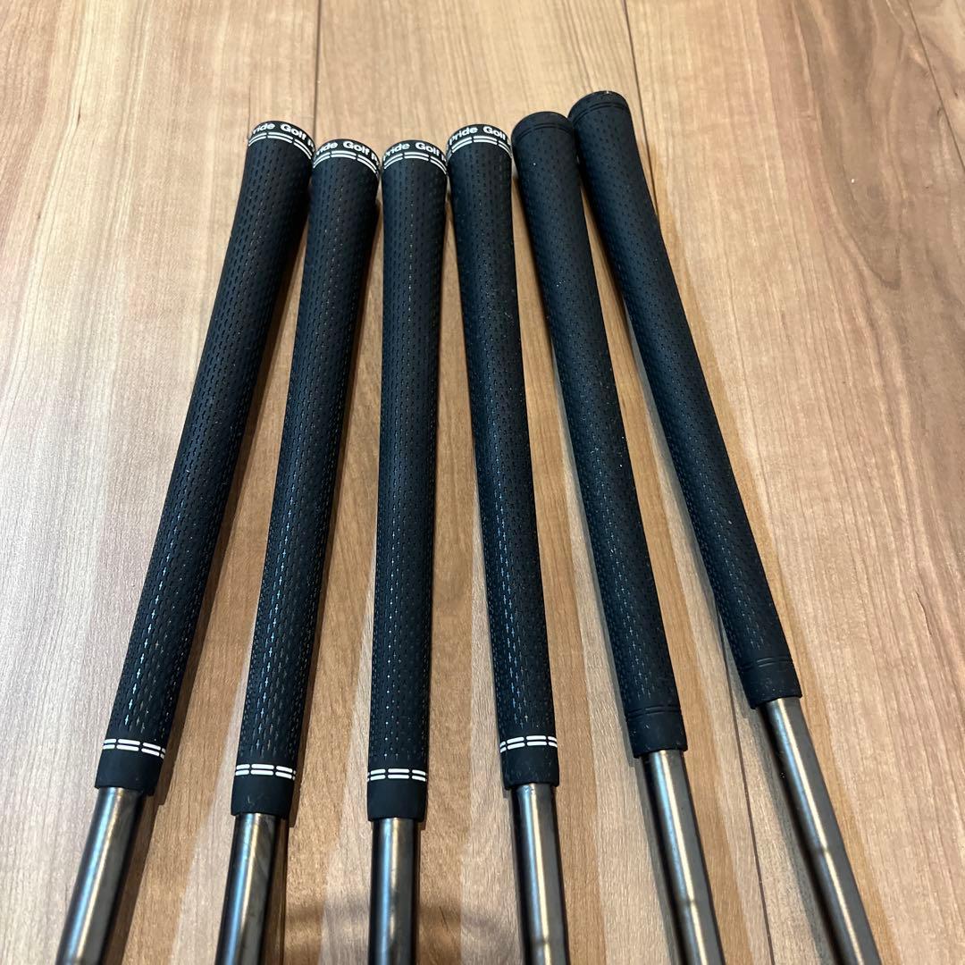 タイトリストt100s ブラックエディション　アイアンP〜5番　６本