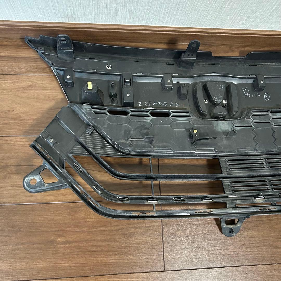 ゆうゆう N-BOX カスタム 無限フロントグリル