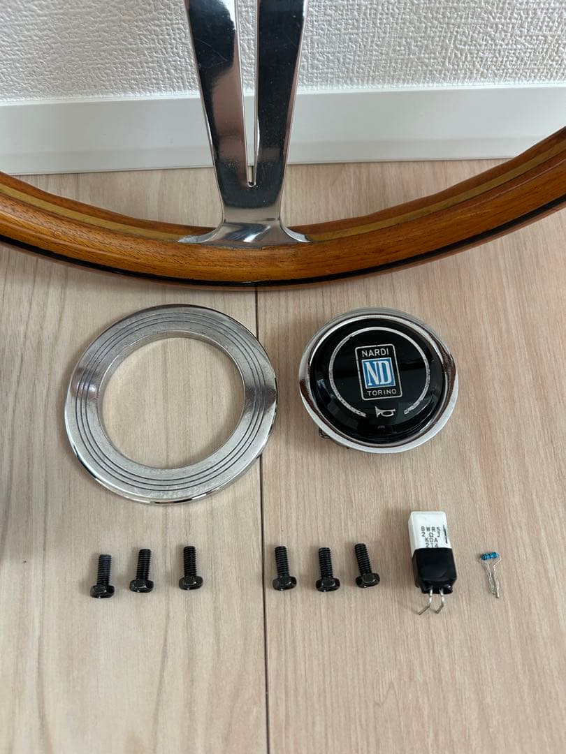 NARDI ナルディ　ウッドハンドル　36π