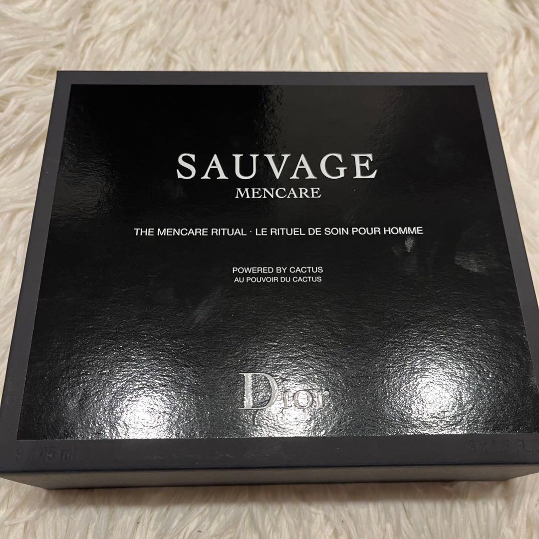 新品同様　Dior SAUVAGE スキンケア 3点セット 洗顔 化粧水 美容液