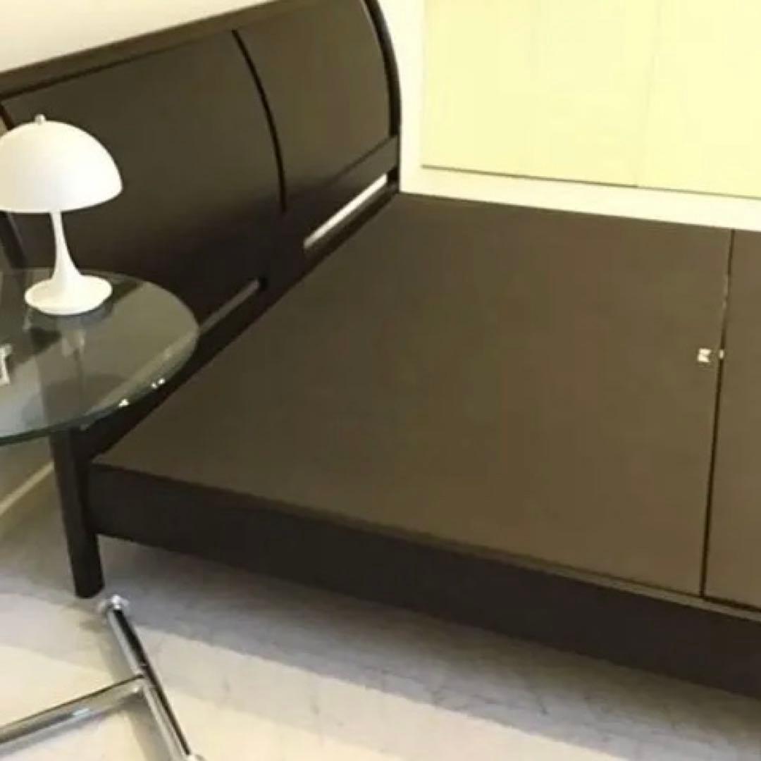 シモンズ　クィーンサイズマットレス＆フレーム