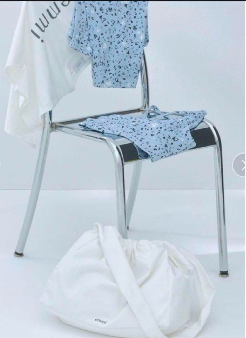 新品未開封　emmiyoga ハッピーウェルネスセット0 ライトブルー