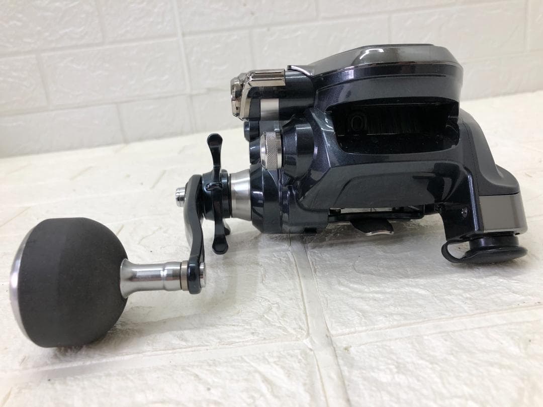 鈴*チ様 【美品】SHIMANO シマノ フォースマスター 3000XP