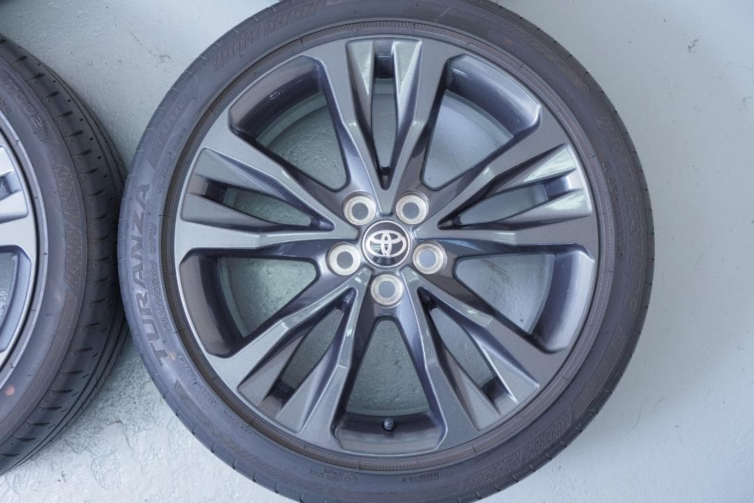 トヨタ カローラツーリング 純正 17インチ トランザ 215/45R17