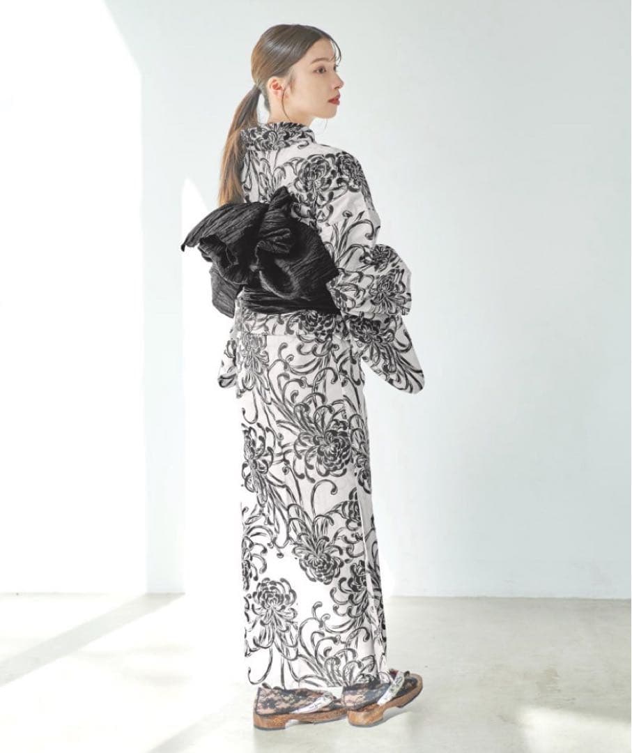 白黒花柄 浴衣・帯3点セット