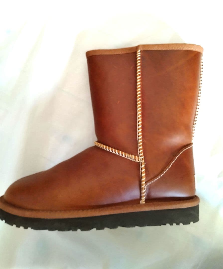 【美品】UGG クラシックショート レザーブーツ24cm