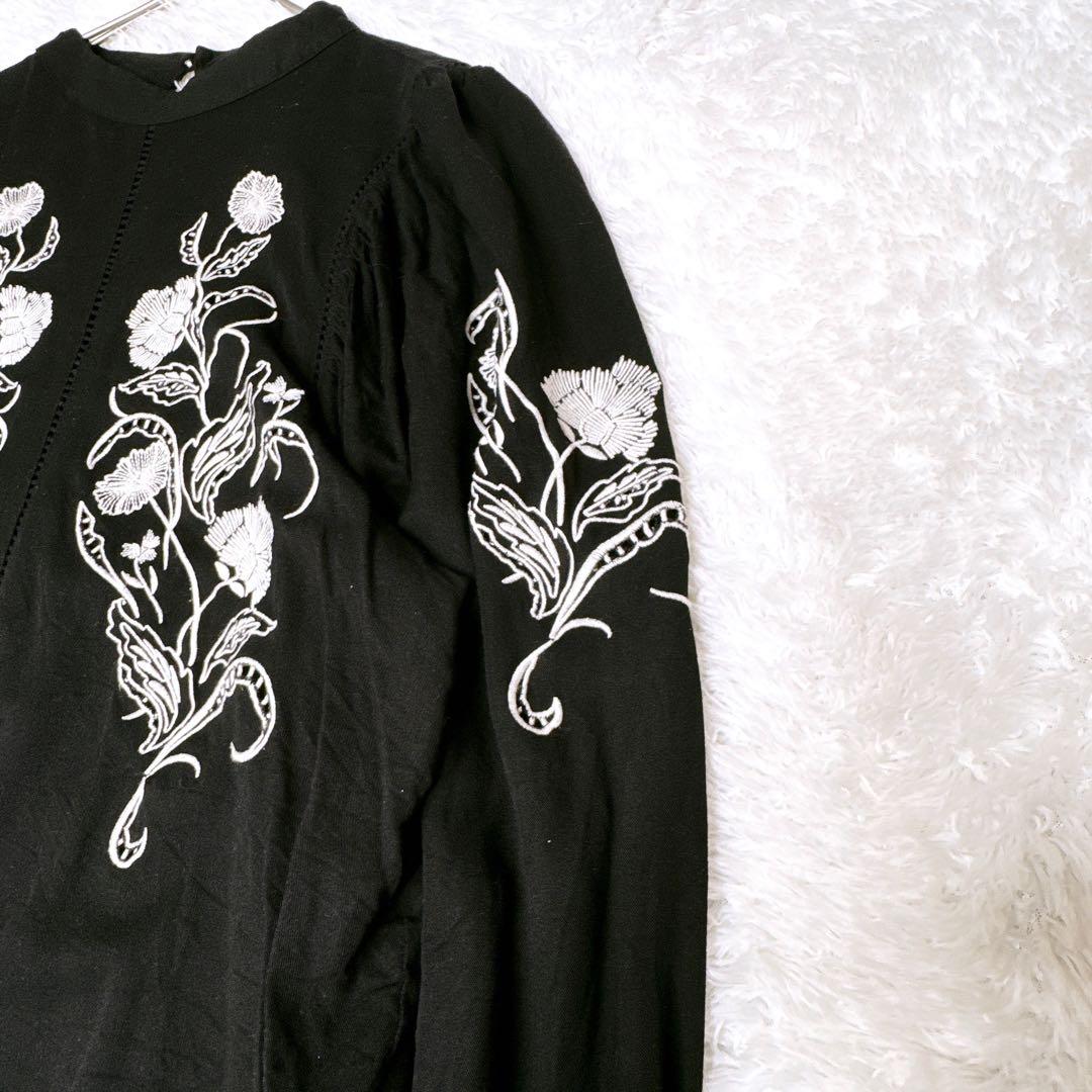 AMERI アメリ エンブロイダリー刺繍入り ブラウス バルーンスリーブ 黒