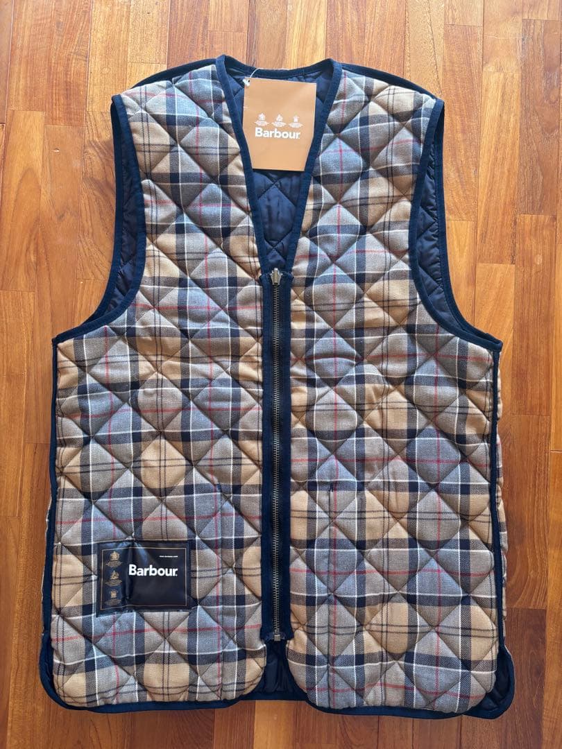 Barbour ネイビー キルティング ベスト