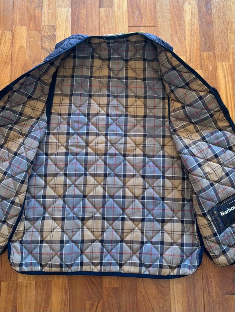 Barbour ネイビー キルティング ベスト
