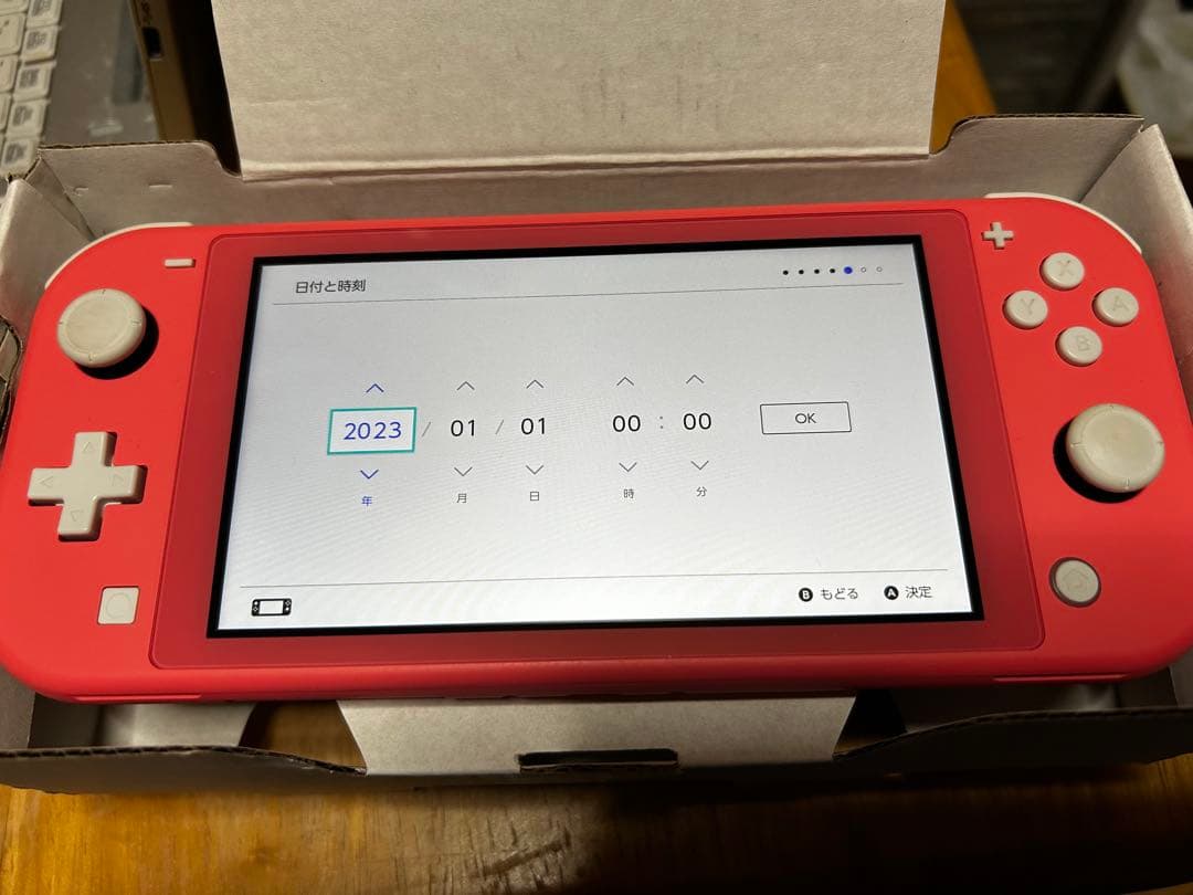 Nintendo Switch Lite コーラルピンク本体