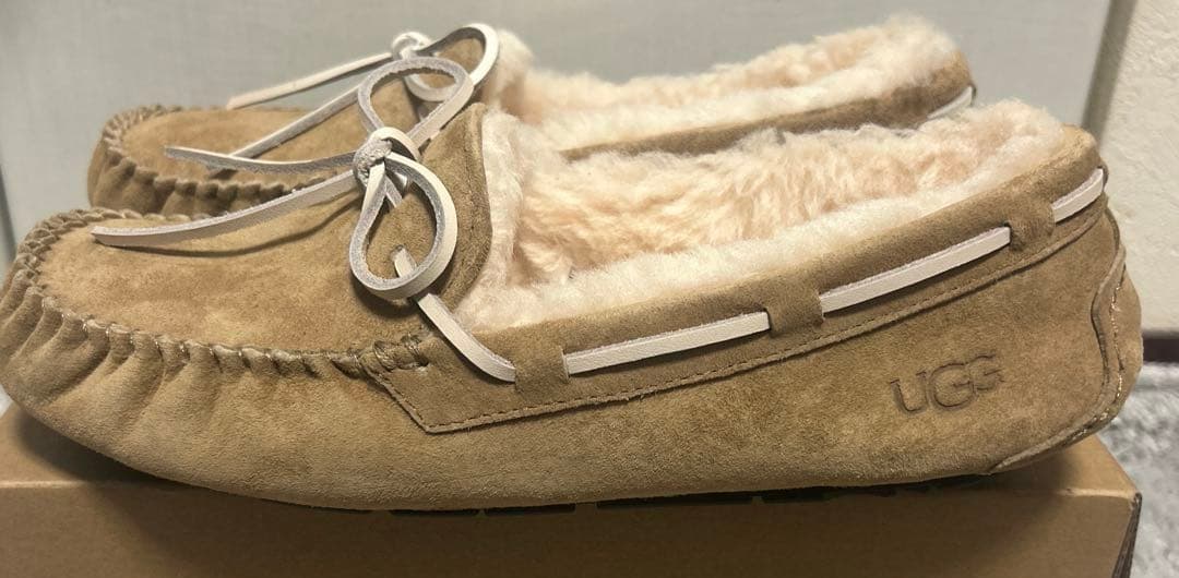 値下げ✩︎⡱UGG DAKOTA TABACO 25cm モカシン