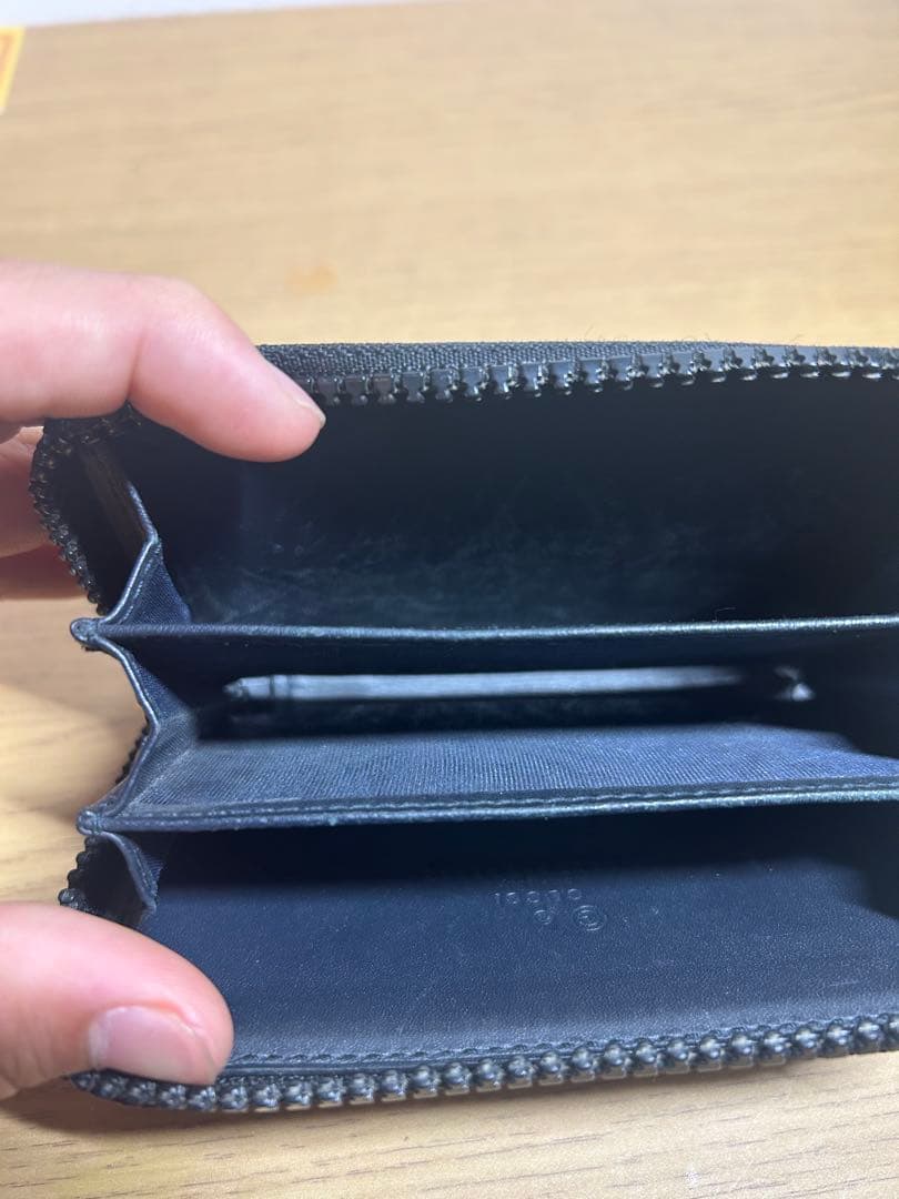 GUCCI フラワー柄 ケース 財布 カードケース