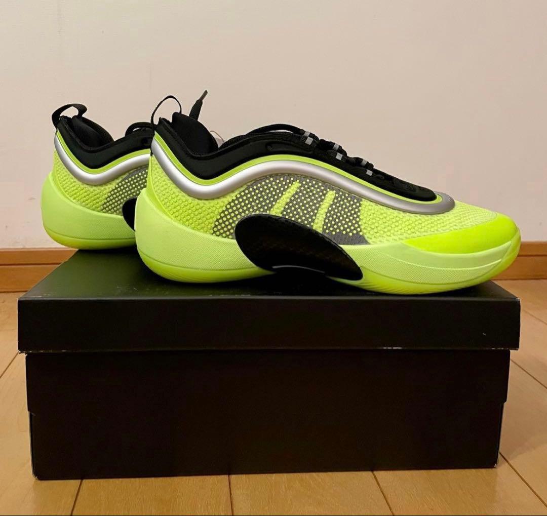 adidas、D.O.N. Issue 6、25.5センチ