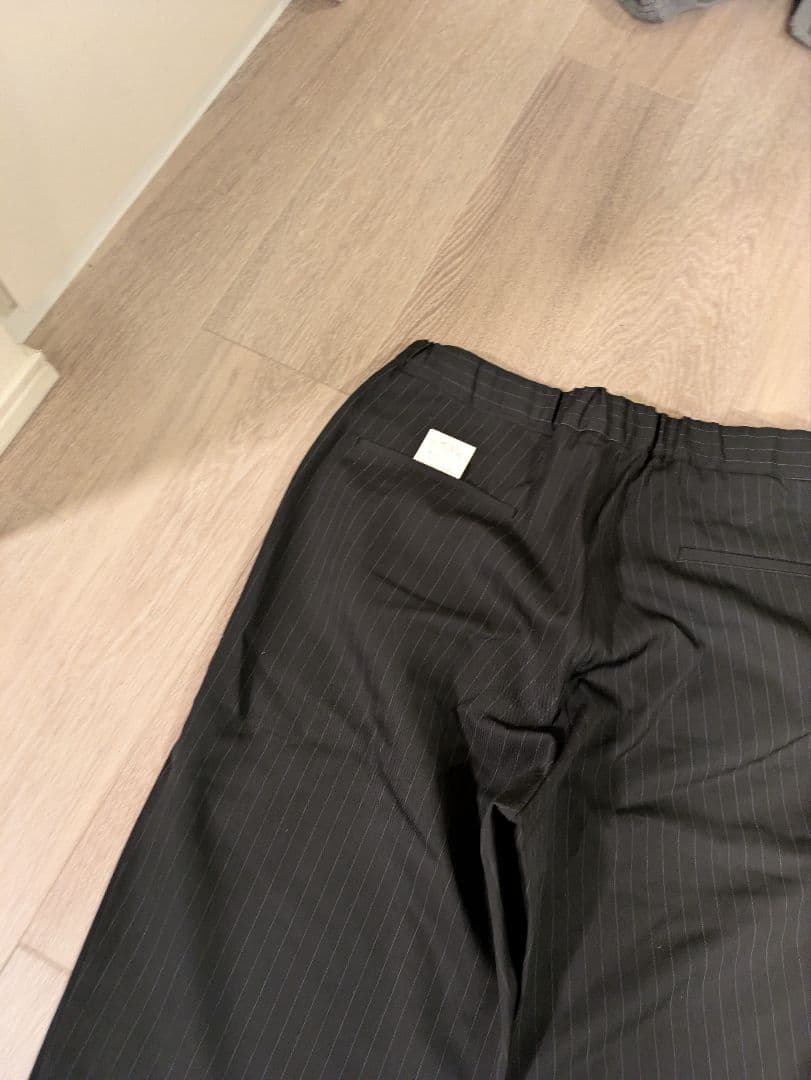 グラフペーパー　ストライプ　イージーパンツ