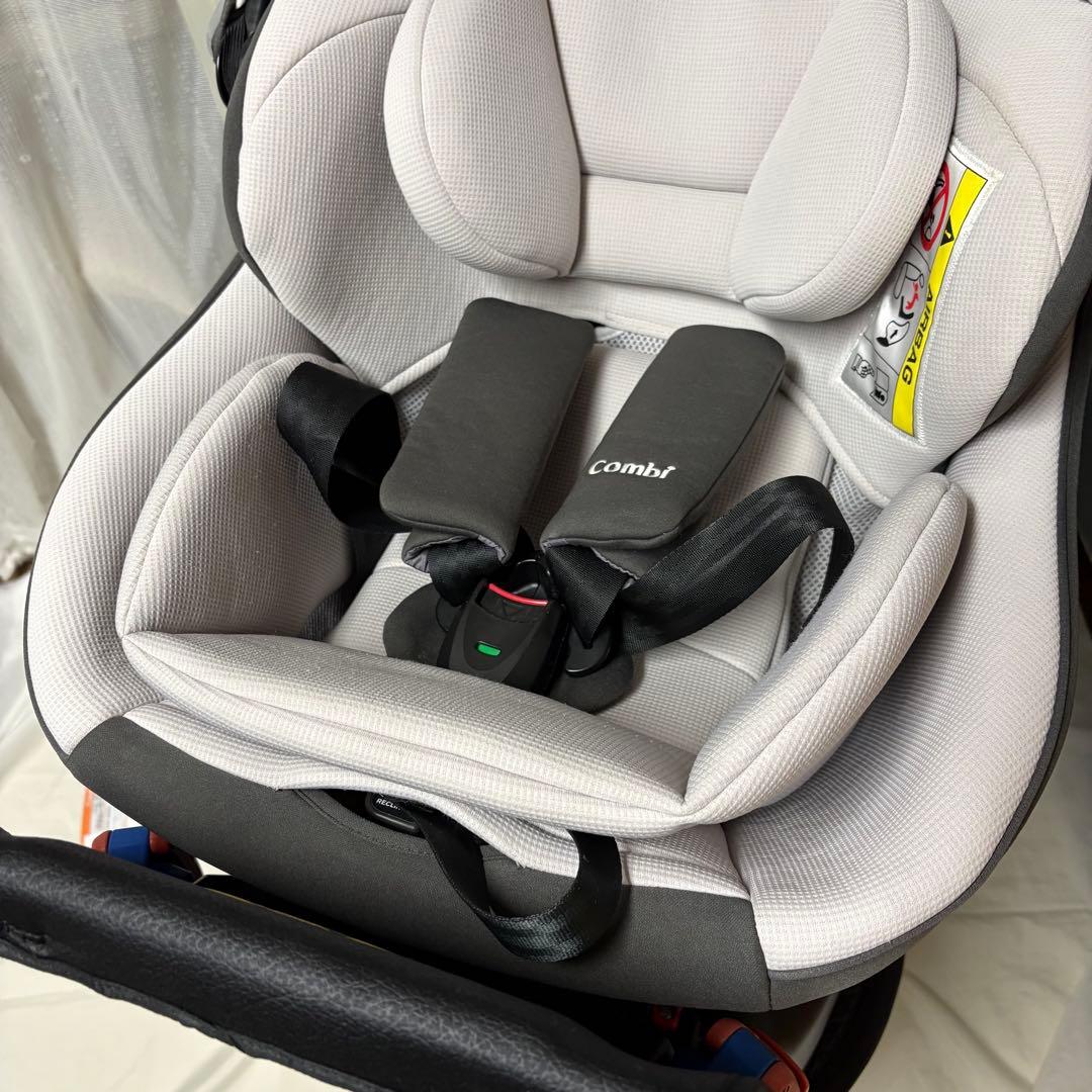 コンビ チャイルドシート クルムーヴスマート エッグショック simplight