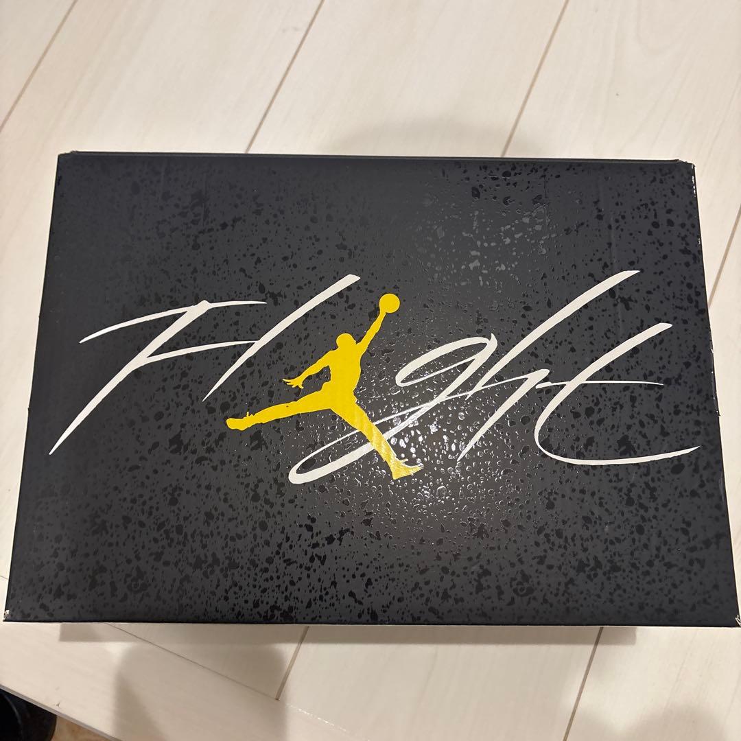 値下げ！Air Jordan 4 Retro GS ブラック/イエロー