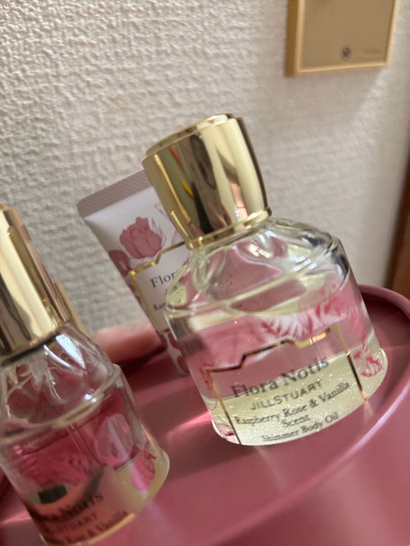 ⭐︎限定⭐︎完売品⭐︎JILLSTUART Flora Notis ホリデーセット