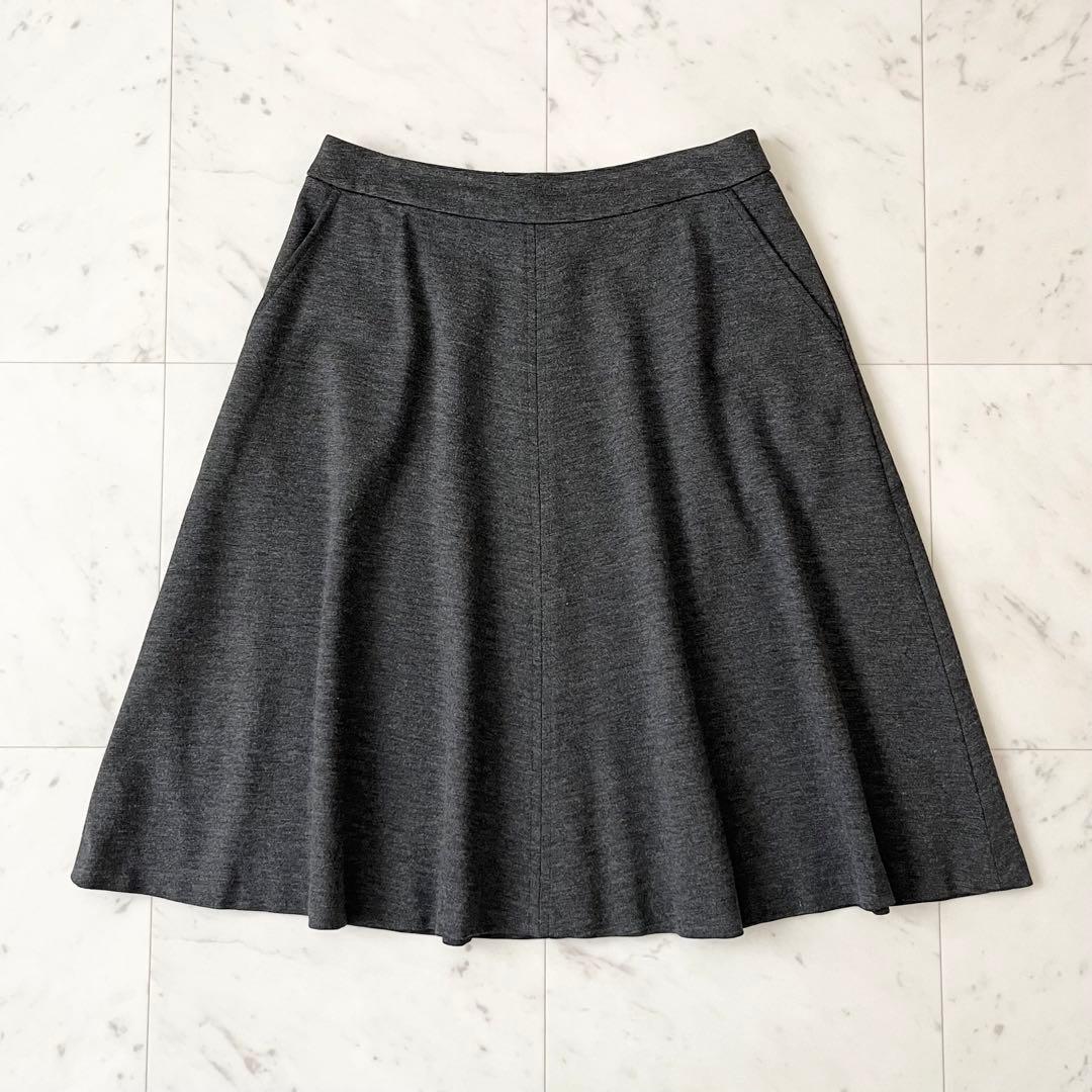 美品♪ マッキントッシュフィロソフィー　スカートセットアップ　カラーレス　フレア