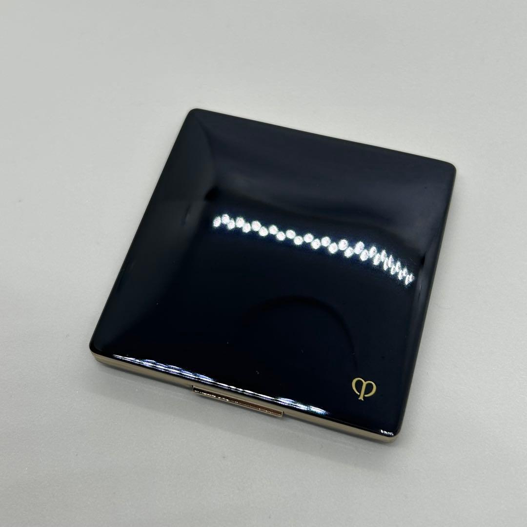 ※週末限定値下げ※ プードルコンパクトエサンシエルn 【エレガントスリム】