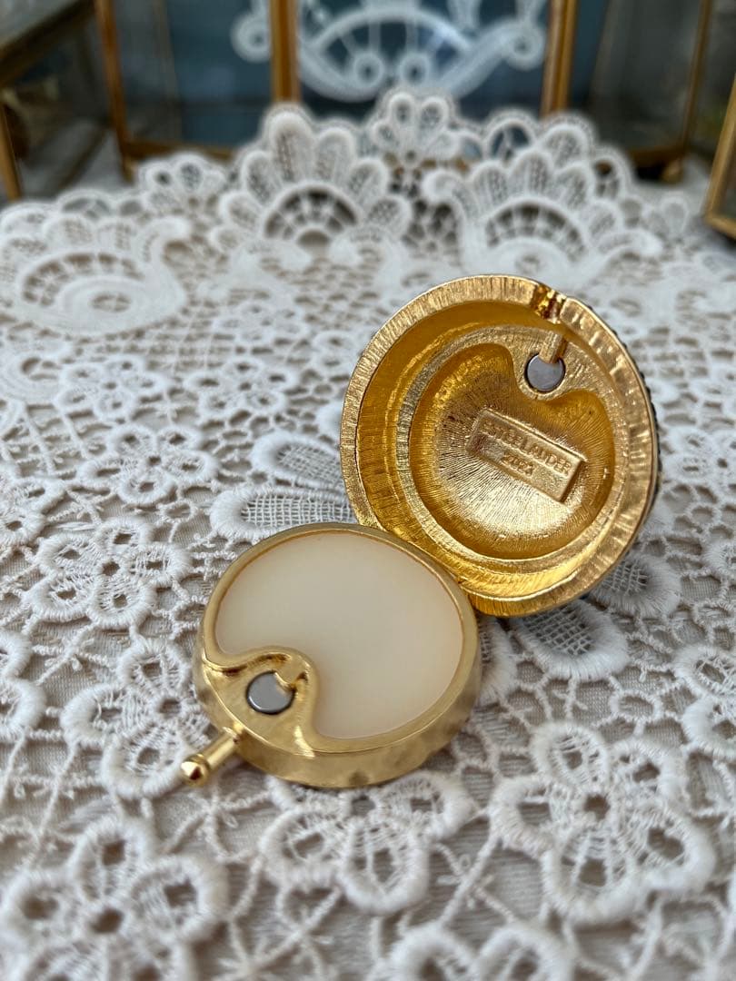 エスティローダー　練香水　練り香水　2023年　ホリデー限定品