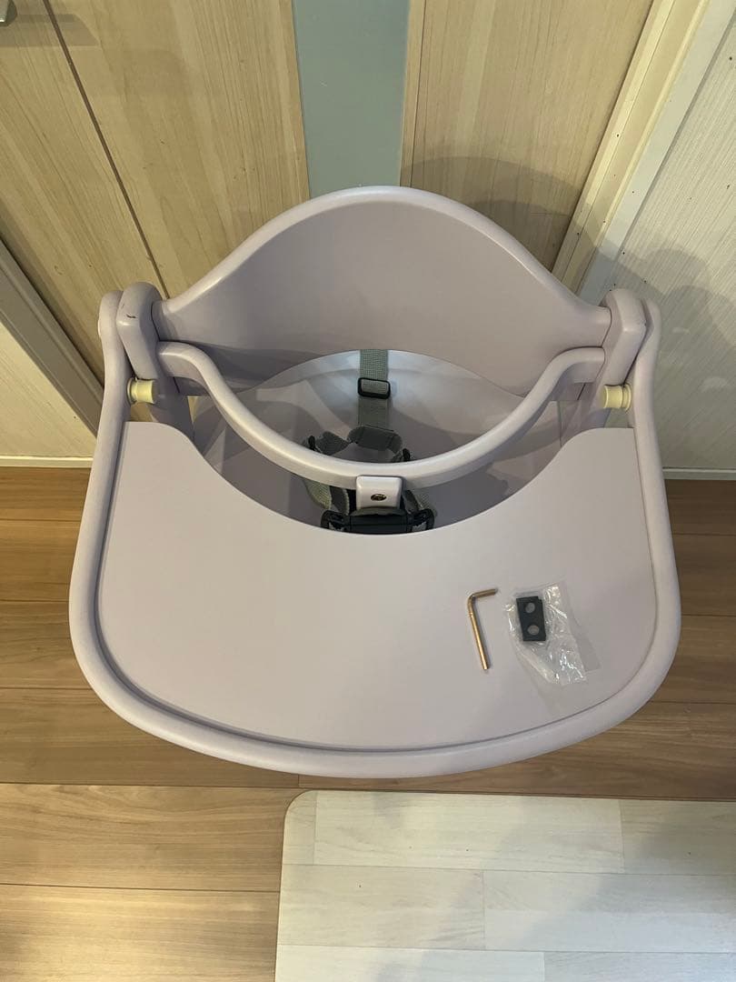 【使用期間短】大和屋　アッフルソルベチェア　グレープ　ベビーチェア