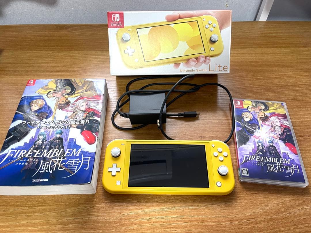 Nintendo Switch Lite イエロー 本体