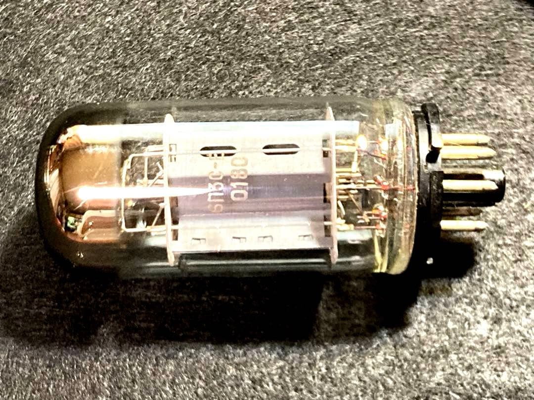 6 L 6 / 5881 ロシア製 新品未使用真空管 4 本セット