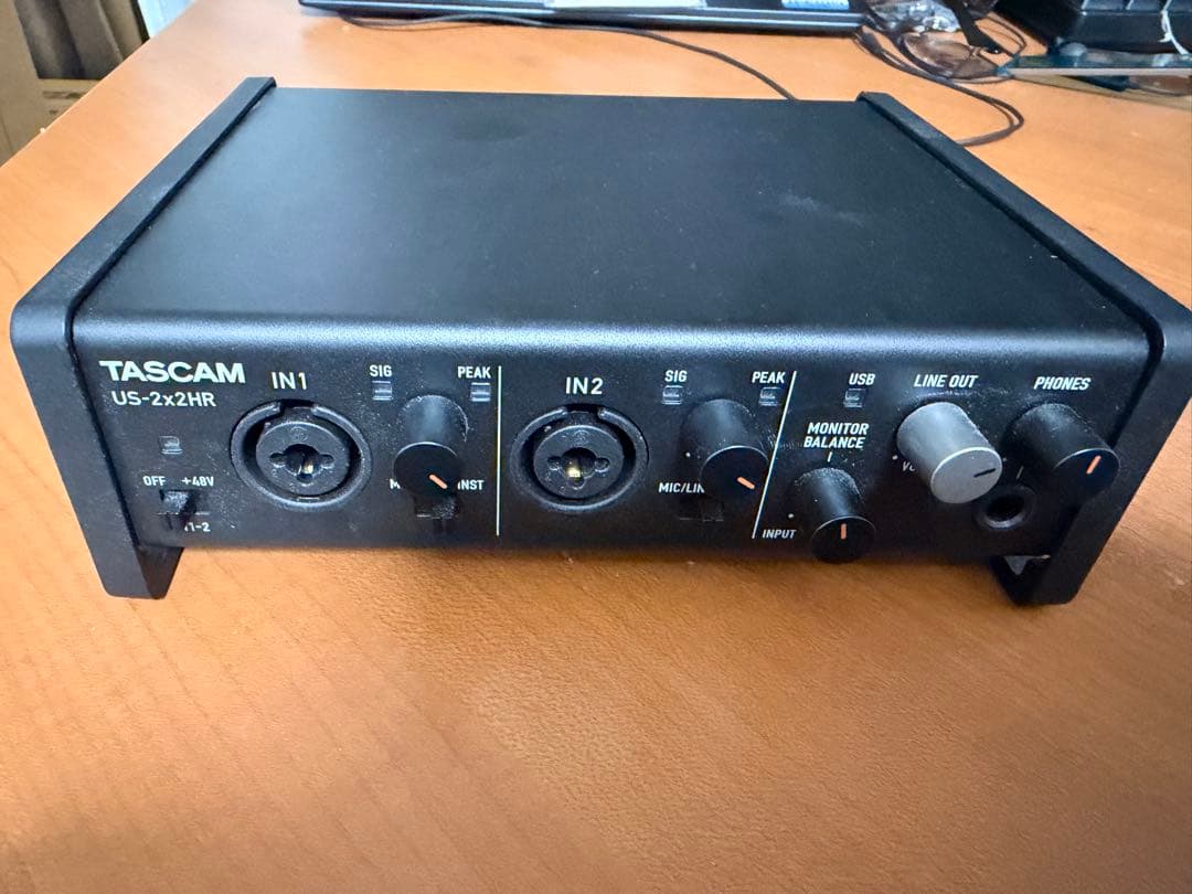 TASCAM US-2x2HR オーディオインターフェイス