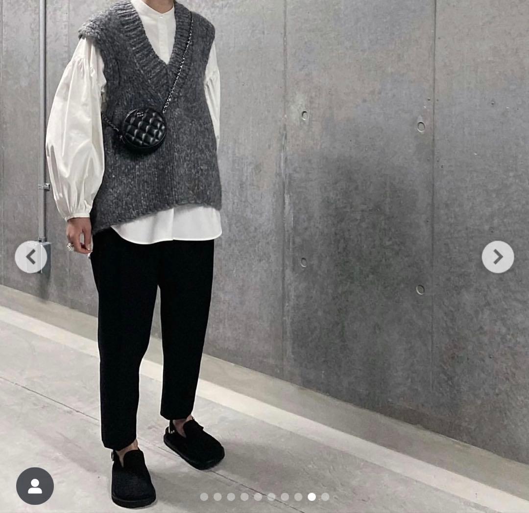 hana 　lohen ローヘン　カシミヤVネックベスト　グレー