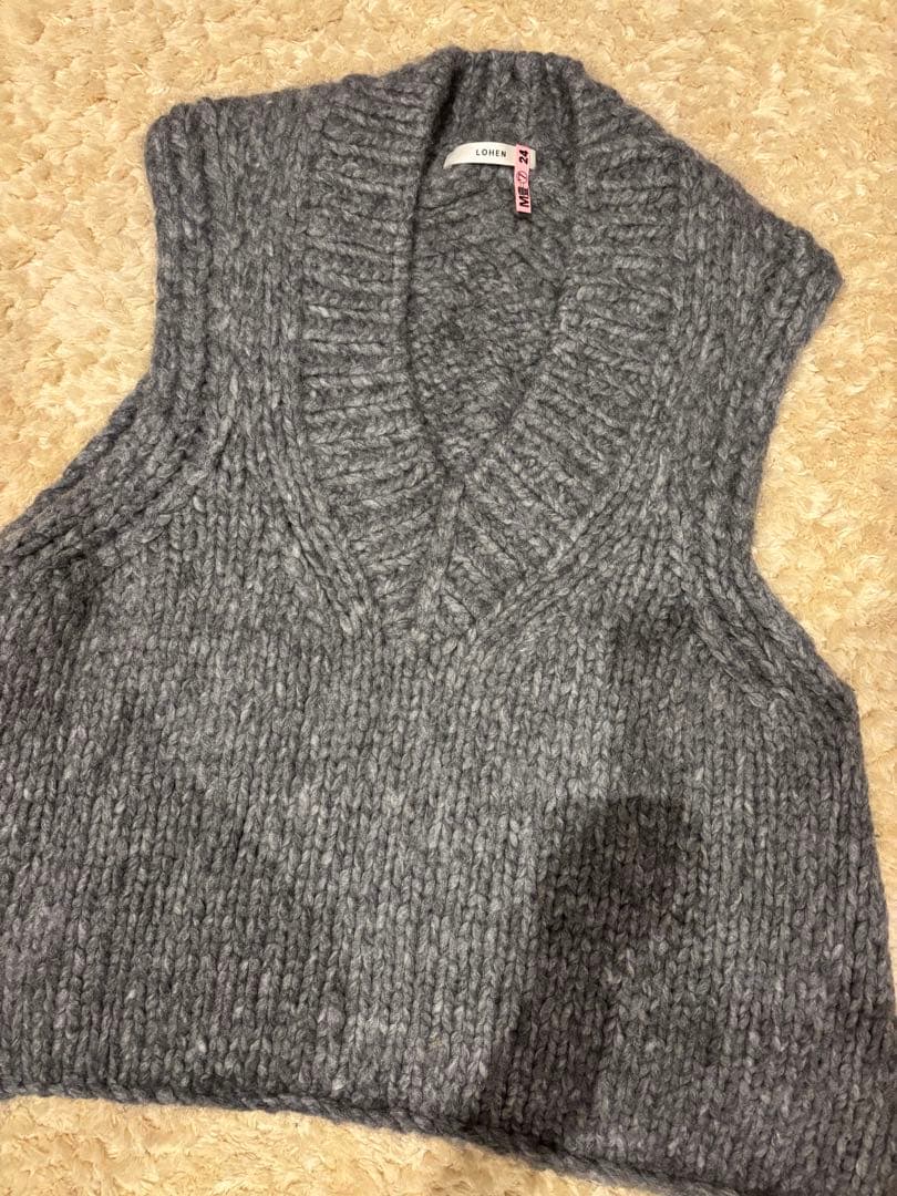 hana 　lohen ローヘン　カシミヤVネックベスト　グレー