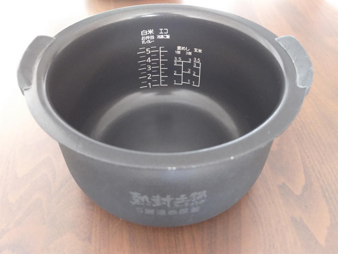 【美品】TIGER 圧力IHジャー炊飯器〈炊きたて〉　JPK-A100 ホワイト