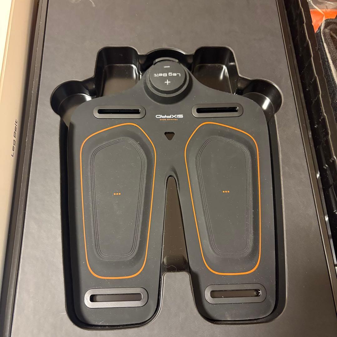 純正品　シックスパッド　レッグベルト　美品