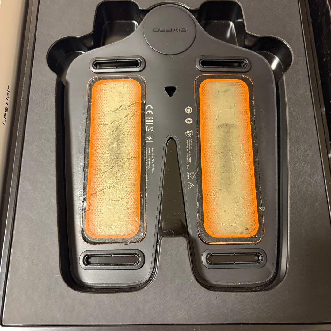 純正品　シックスパッド　レッグベルト　美品