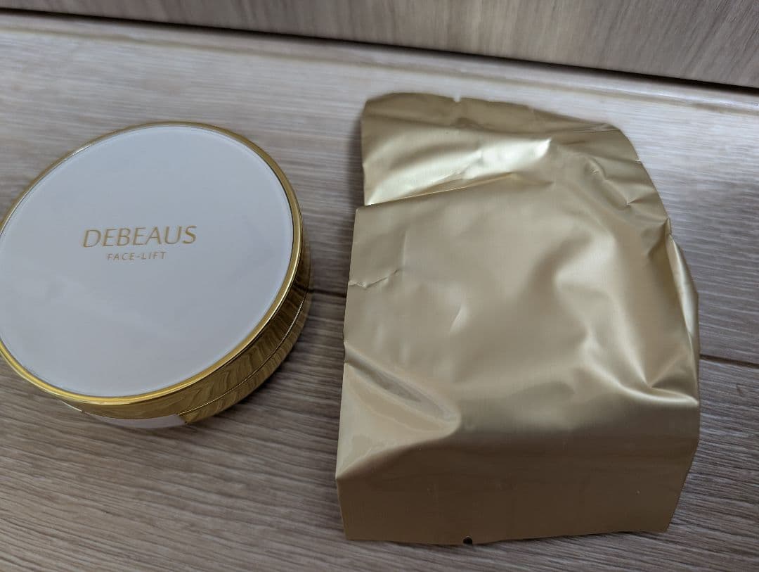 DEBEAUS FACE-LIFT クッションファンデーション
