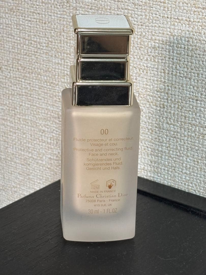 ディオール プレステージ ホワイト ル プロテクター UV ミネラル BB 00