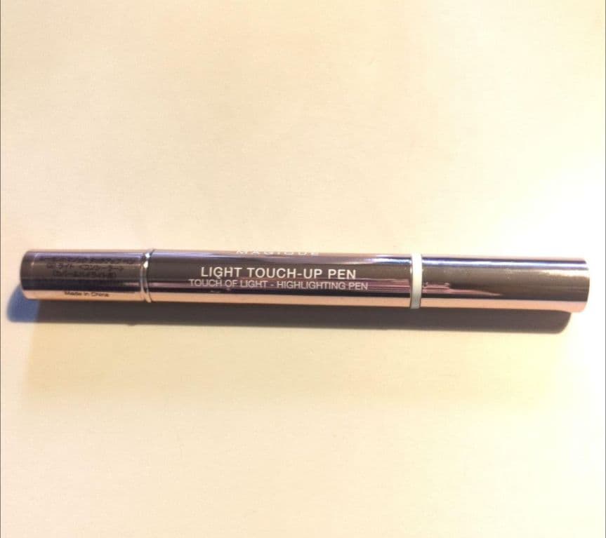 メイベリン スーパーミネラル24 01 コンシーラー　③