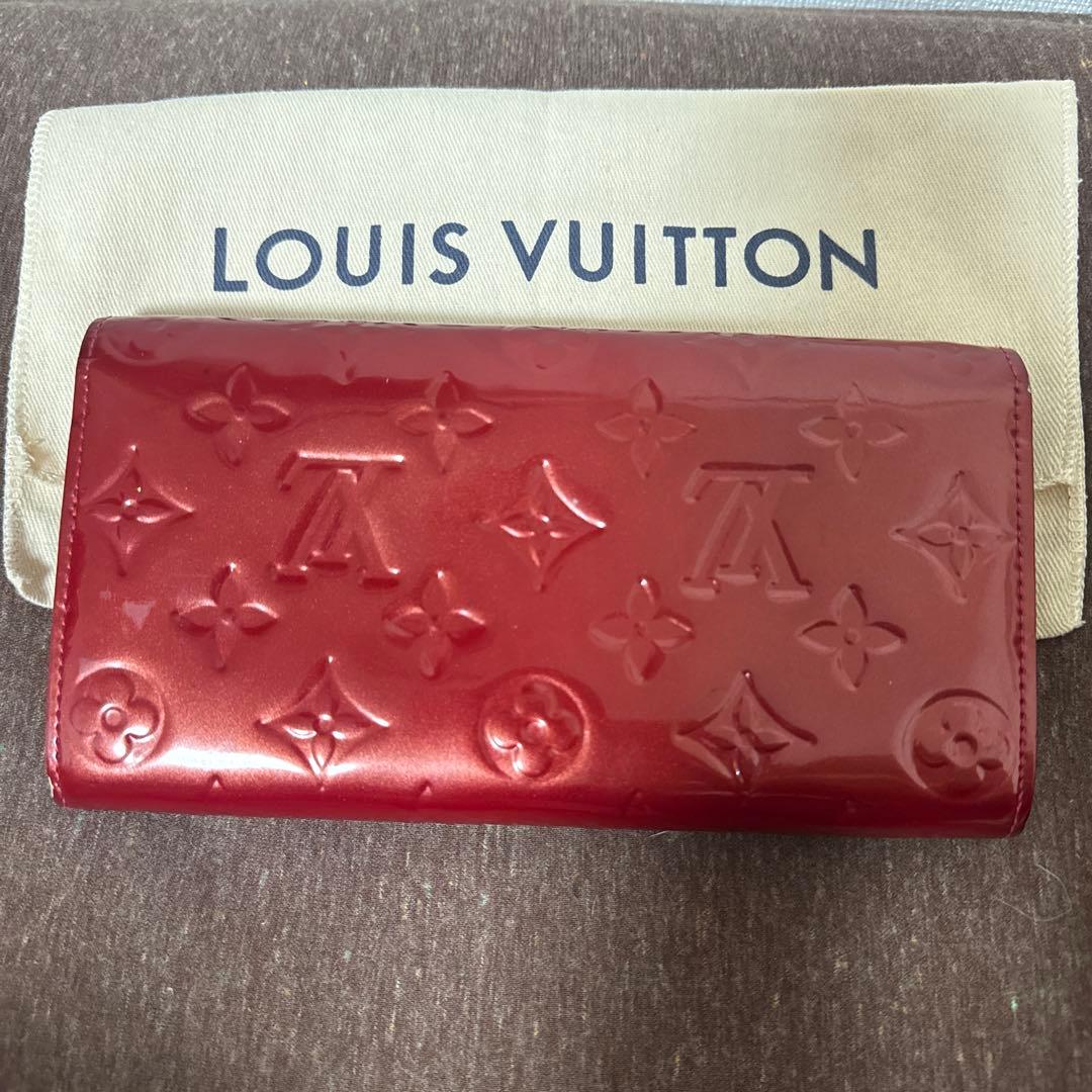 LOUIS VUITTON レッド 長財布 保存袋付き