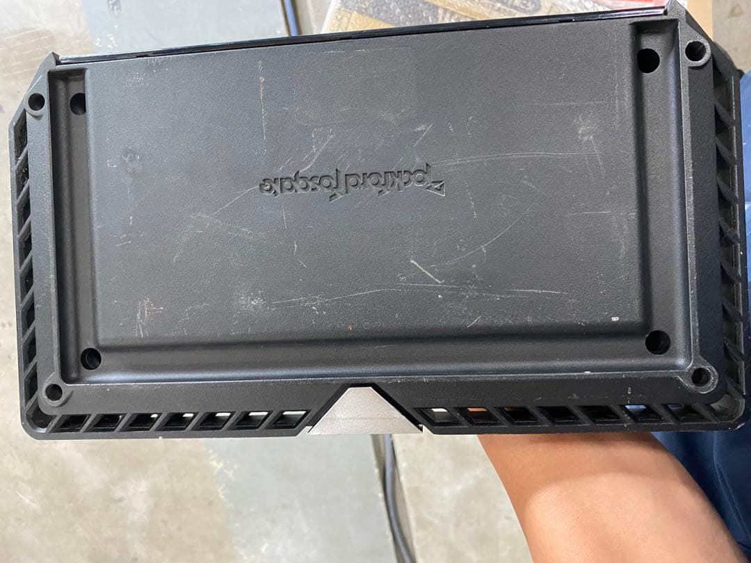 Rockford Fosgate 4チャンネルアンプ T600-4