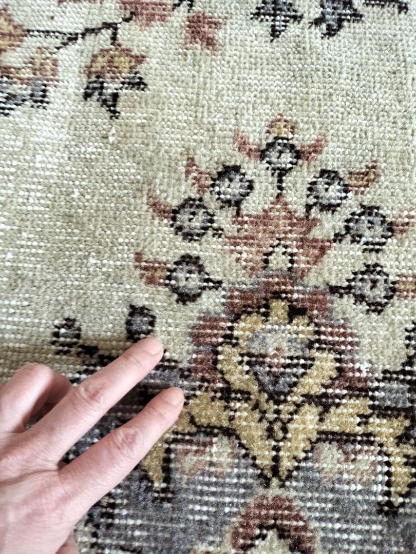 超大判/ベージュと淡いグレーのヴィンテージラグ　雅姫さんNo.636