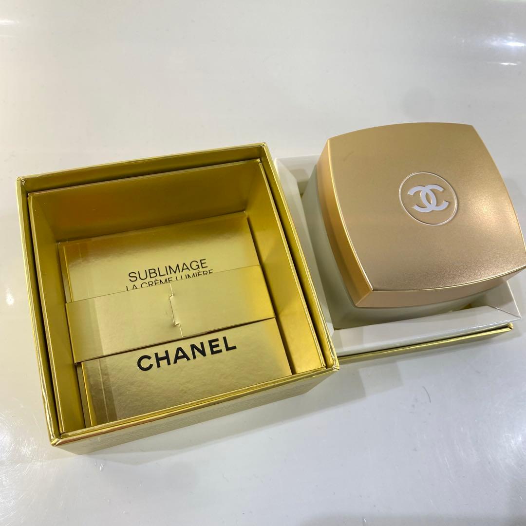 シャネル　サブリマージュ　ラ　クレーム　ルミエール　50g