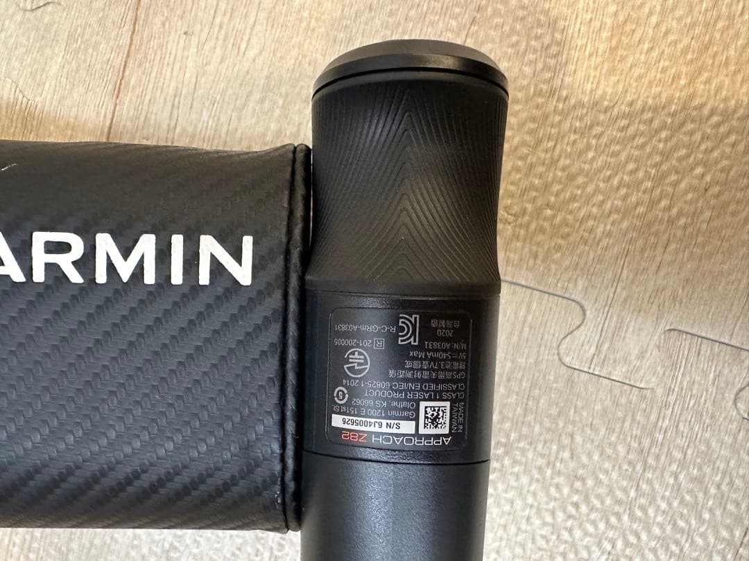 GARMIN Approach Z82 ゴルフ用距離計