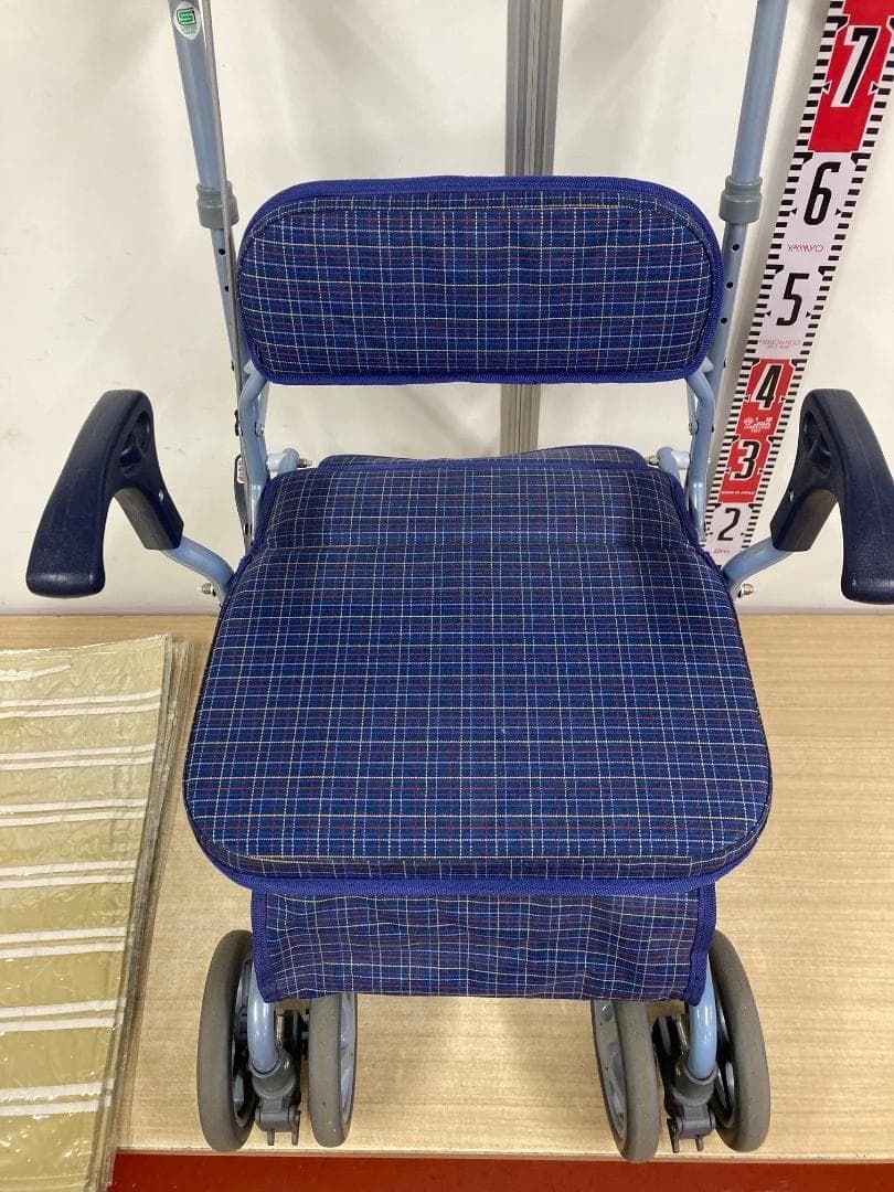 島製作所 シルバーカー ビート　青系チェック柄