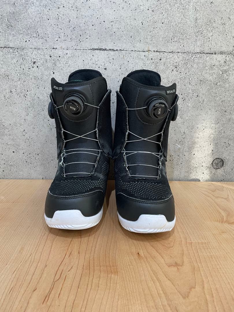 バートン　RITUAL LTD ダブルBOA 24.5センチ