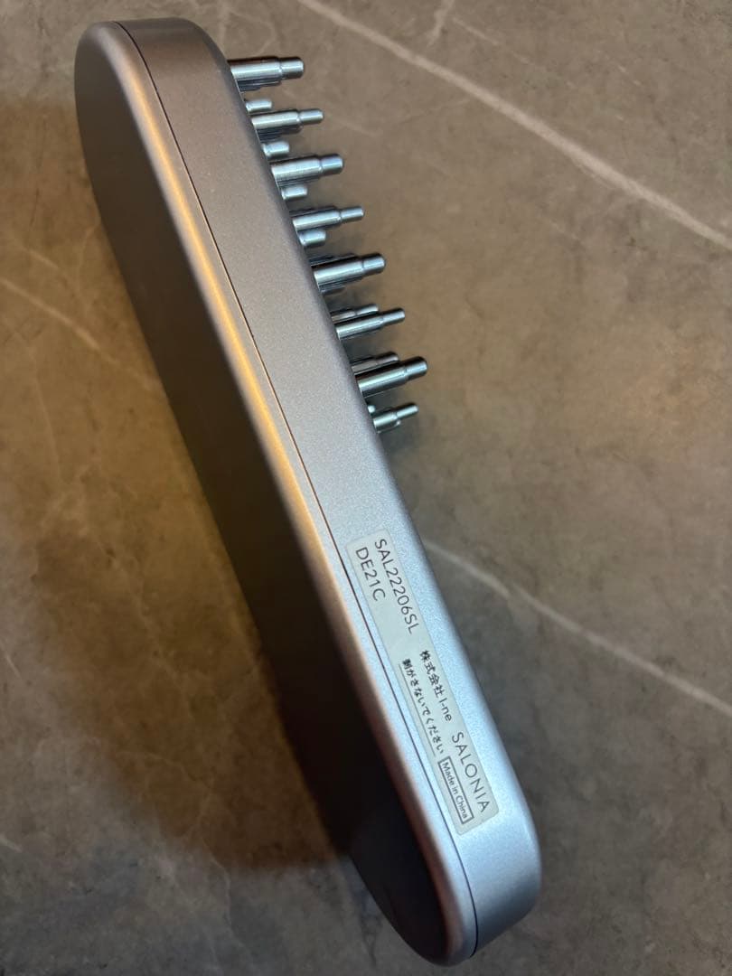 SALONIA 電気ブラシ　ems 美顔器