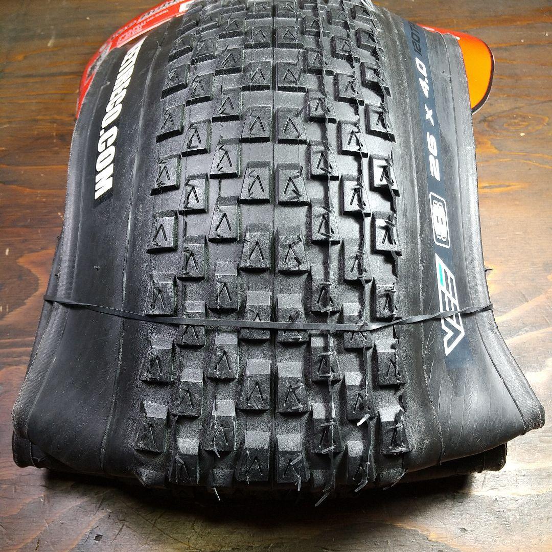 Vee Rubber 26x4.00 ファットバイク用タイヤ①