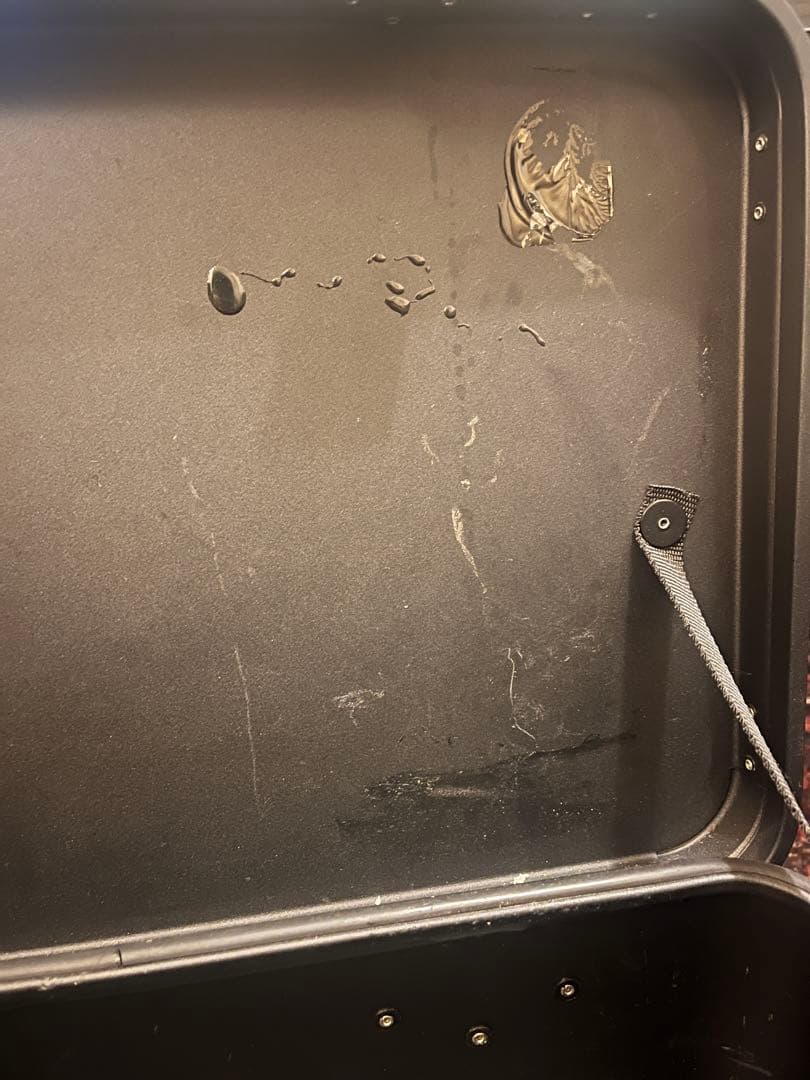 アルミコンテナ　ボックス　レザーカスタム