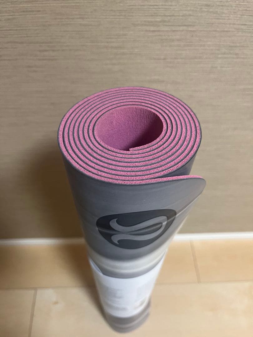 ルルレモン　ヨガマット　新品未使用品　3ミリ