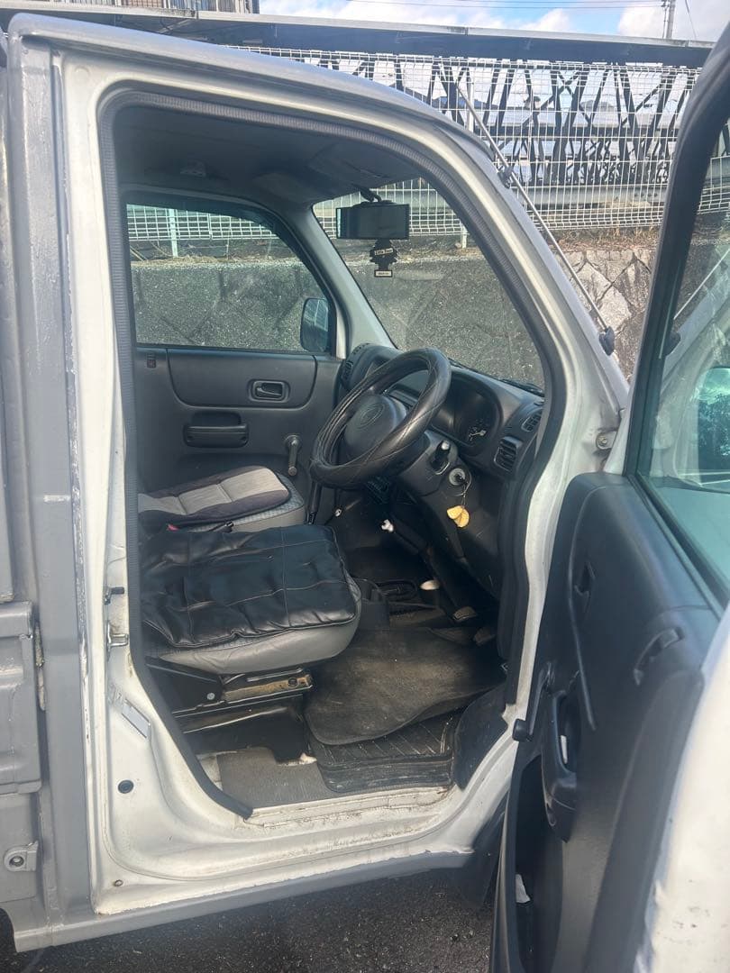 ホンダ　アクティ　軽トラ　4WD アルミホイールスタッドレス乗せ