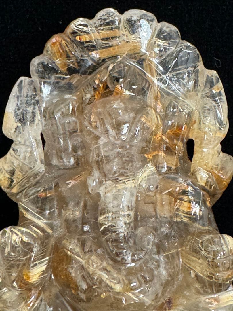 ルチルクォーツ　ガネーシャ像　太陽放射タイタンルチル　ルチルクオーツ